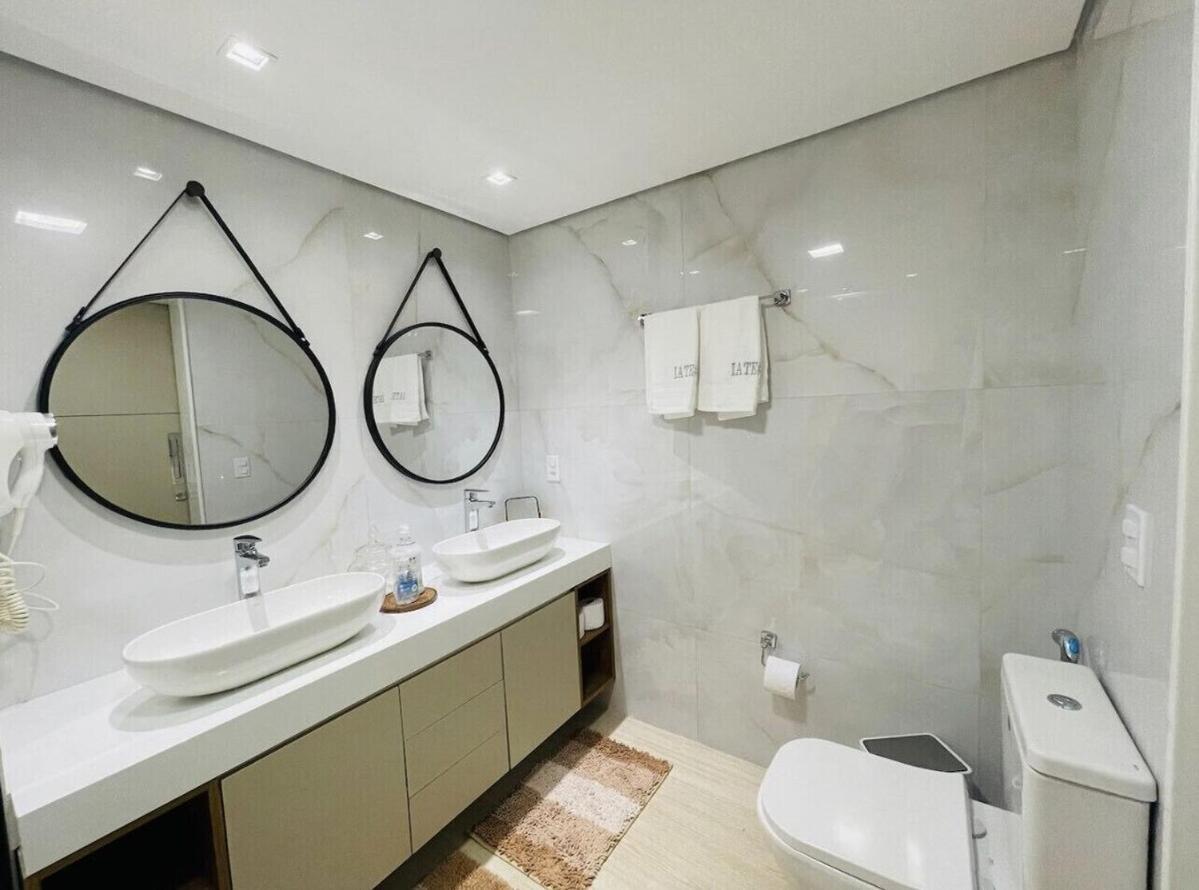 Flat Luxuoso Alto Padrao Frente Mar Com 2 Suites No Iate Plaza Fortaleza  Esterno foto